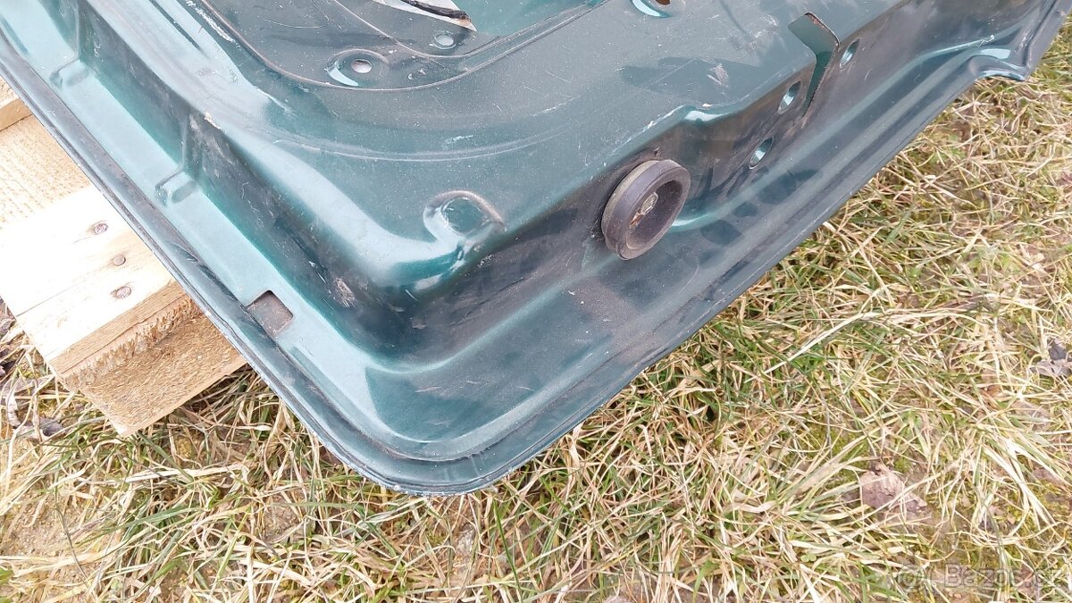 Suzuki Jimny – Dveře kufru celoplech zelené - 9