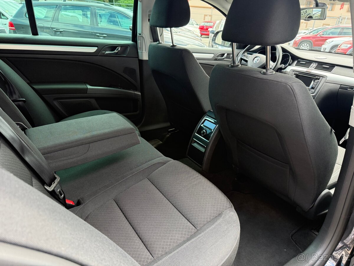 Škoda Superb 2.0 Tdi DSG - 9