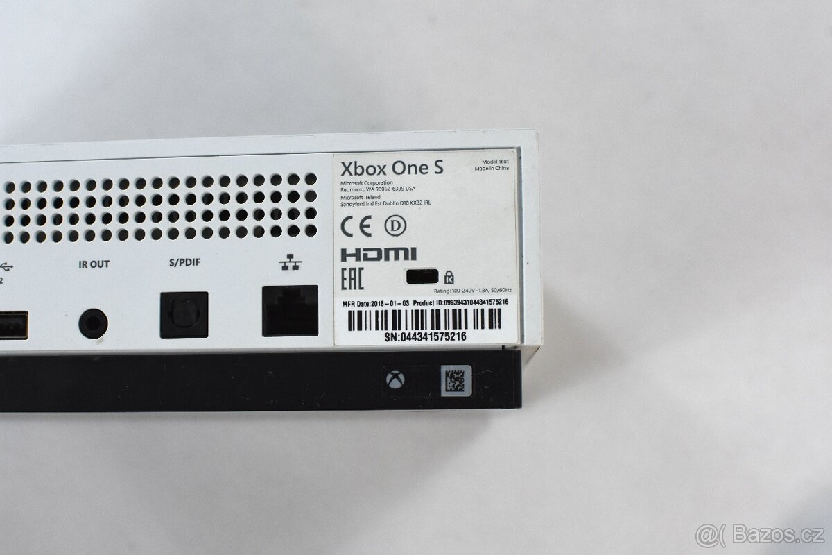 Microsoft Xbox One S 1TB - 9