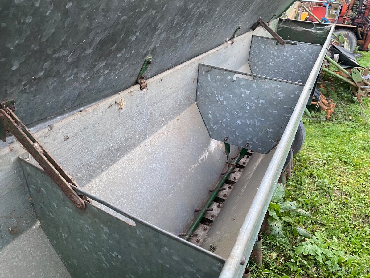 Secí stroj Roudnicky 3m - 9