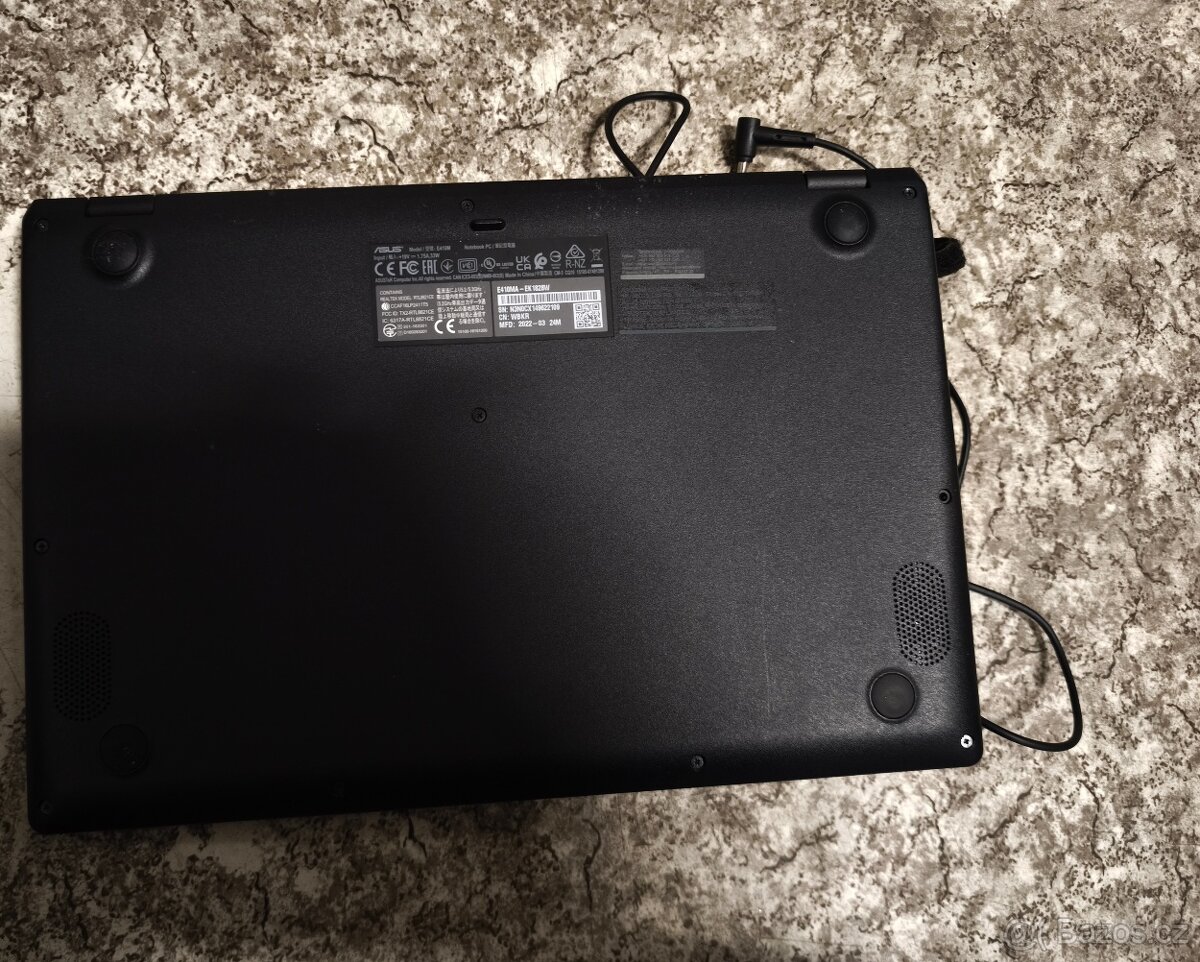 Notebook ASUS e410mab e410ma,4GB Ram 256 SSD - 9