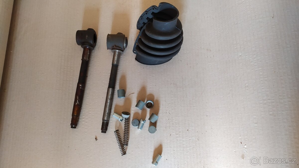 Škoda 100L náhradní díly - 9