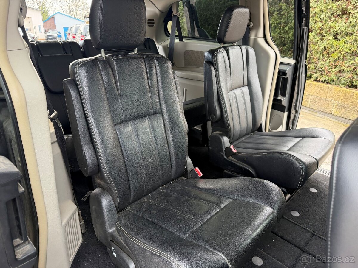 Chrysler Town Country 3.6 LPG RT DVD Kůže 2014 - 9