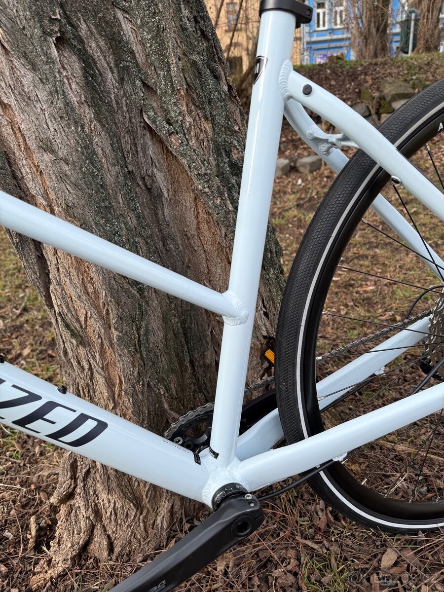 Specialized Sirrus 3.0 ST - 9