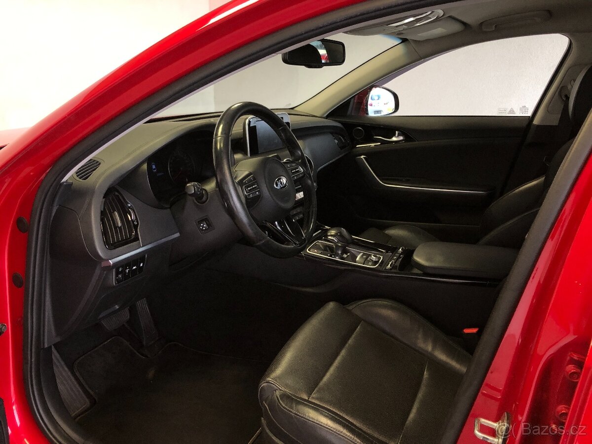 KIA STINGER 2.2 CRDI - 9