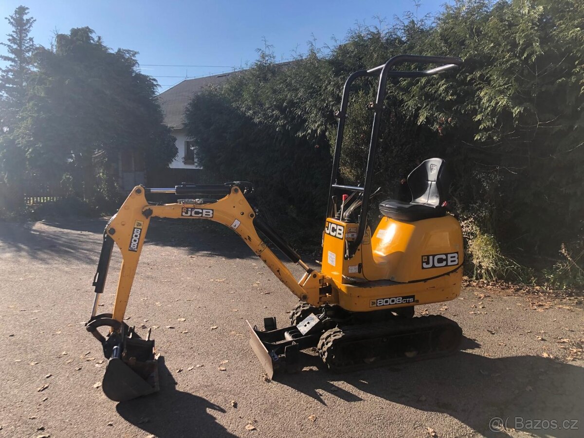 Prodám minibagr JCB 8008 CTS - 9
