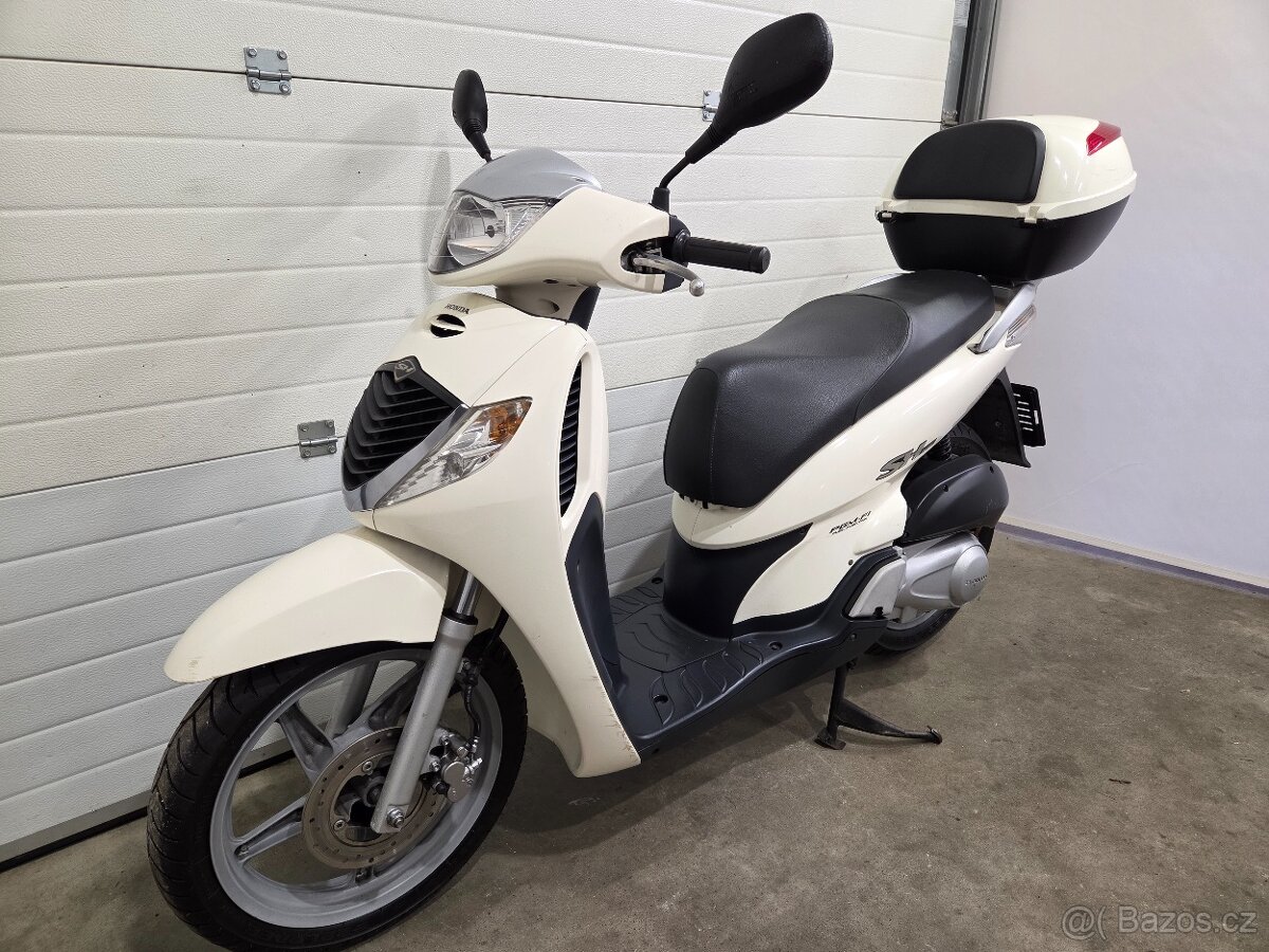 Honda SH 125i - 9