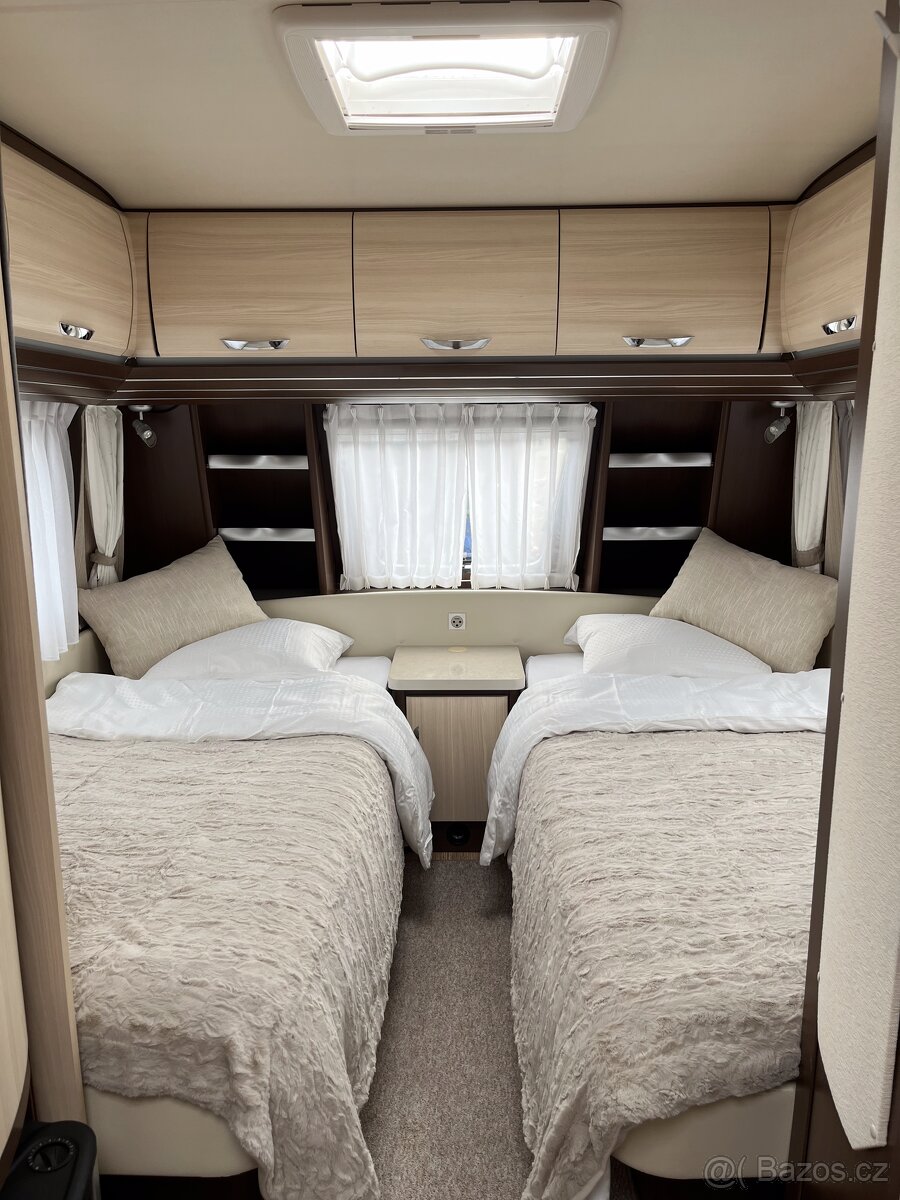 Prodám karavan HOBBY 560C - 9