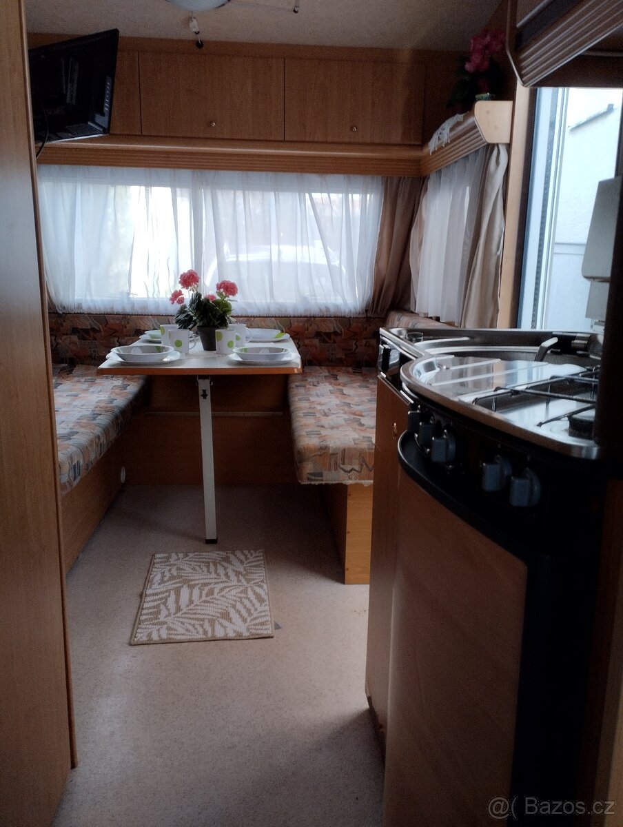 PRODAM OBYTNY KARAVAN DETHLEFFS CAMPER M.1998 - 9