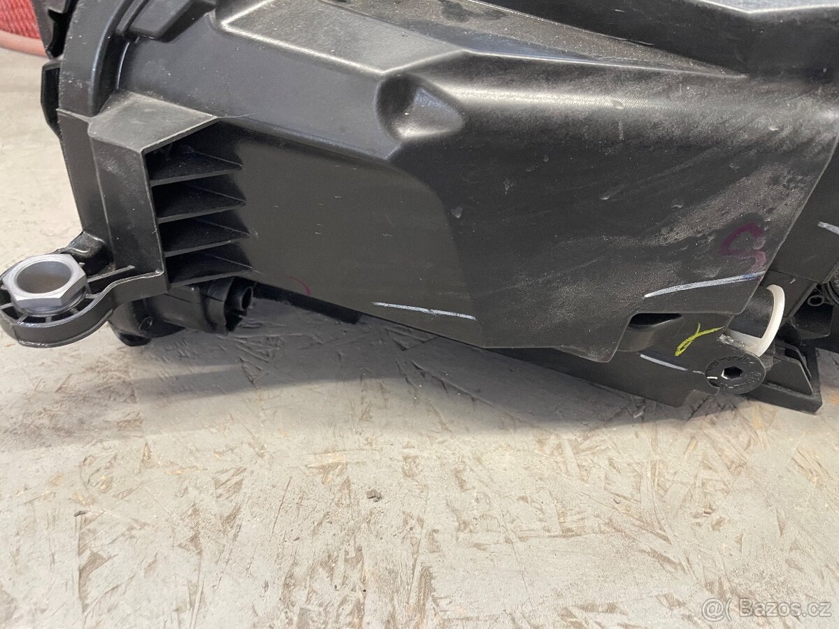 Přední světlomet GLE W167 - 9