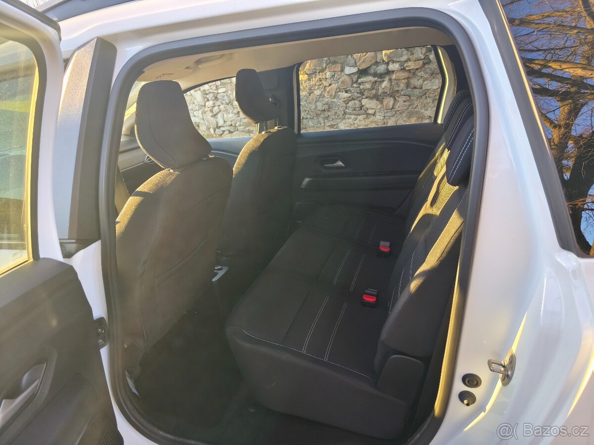 Dacia Jogger 1.0 TCe, 7 míst, 7.394 km - 9