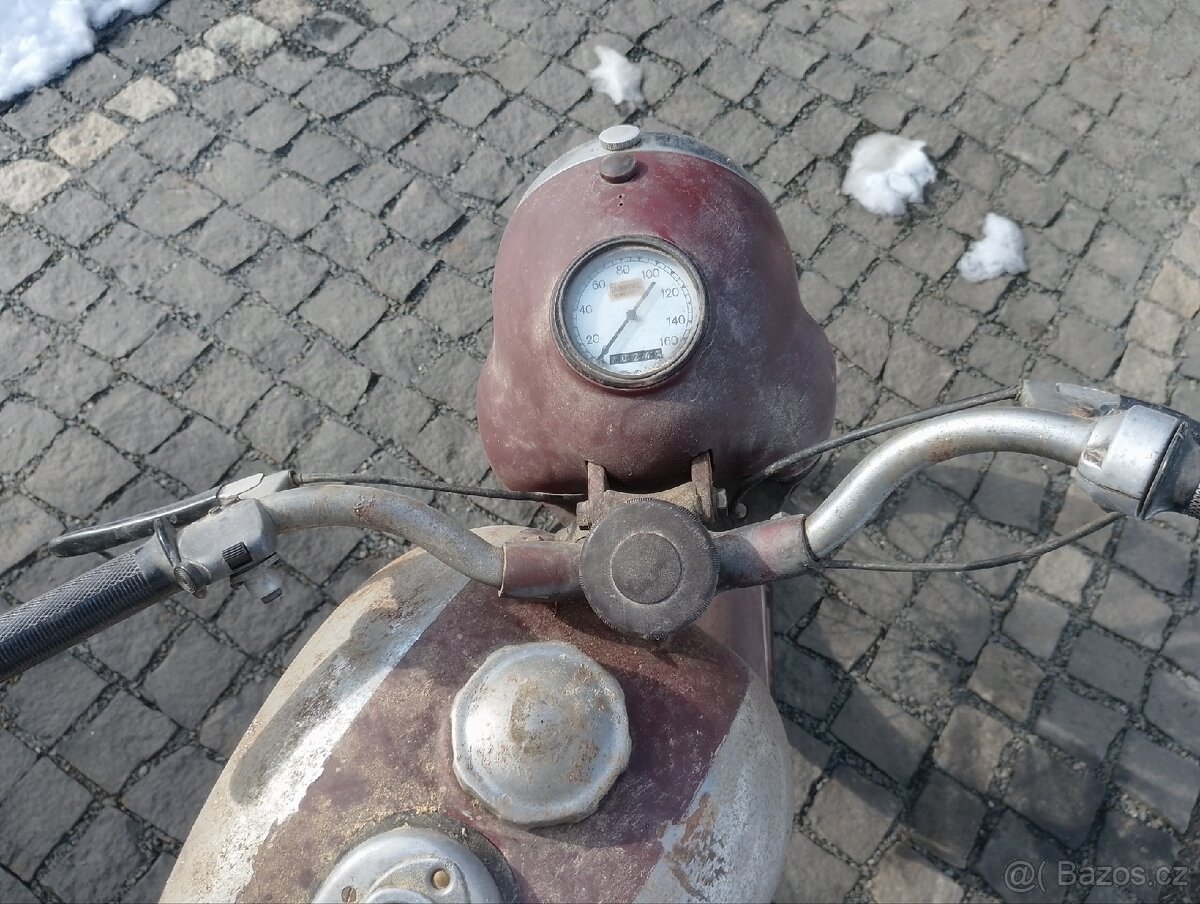 Jawa Pérák 350 - 9