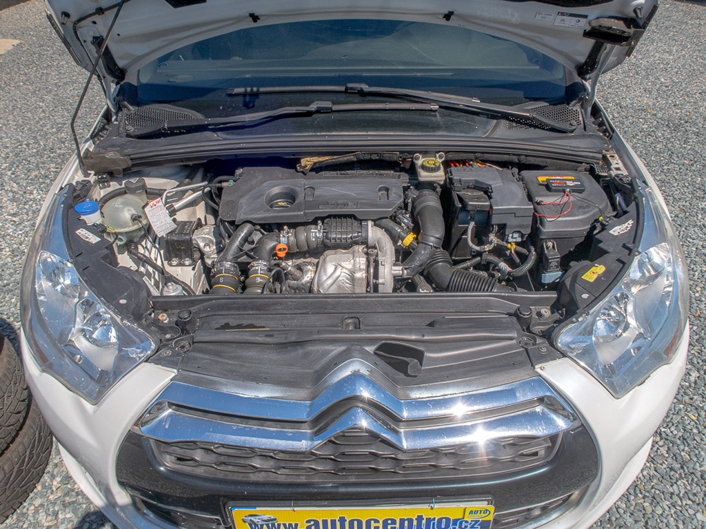 Citroën DS4 1.6HDI 81KW AUTOMAT - 9