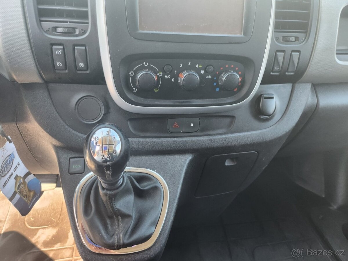 Renault Trafic 1.6 DCI - 9