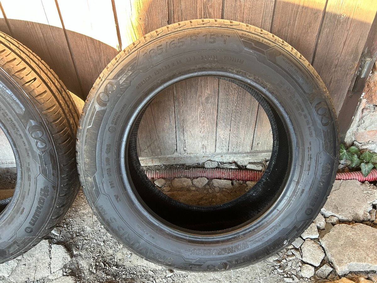 Prodám gumy 185/65/15 - 9