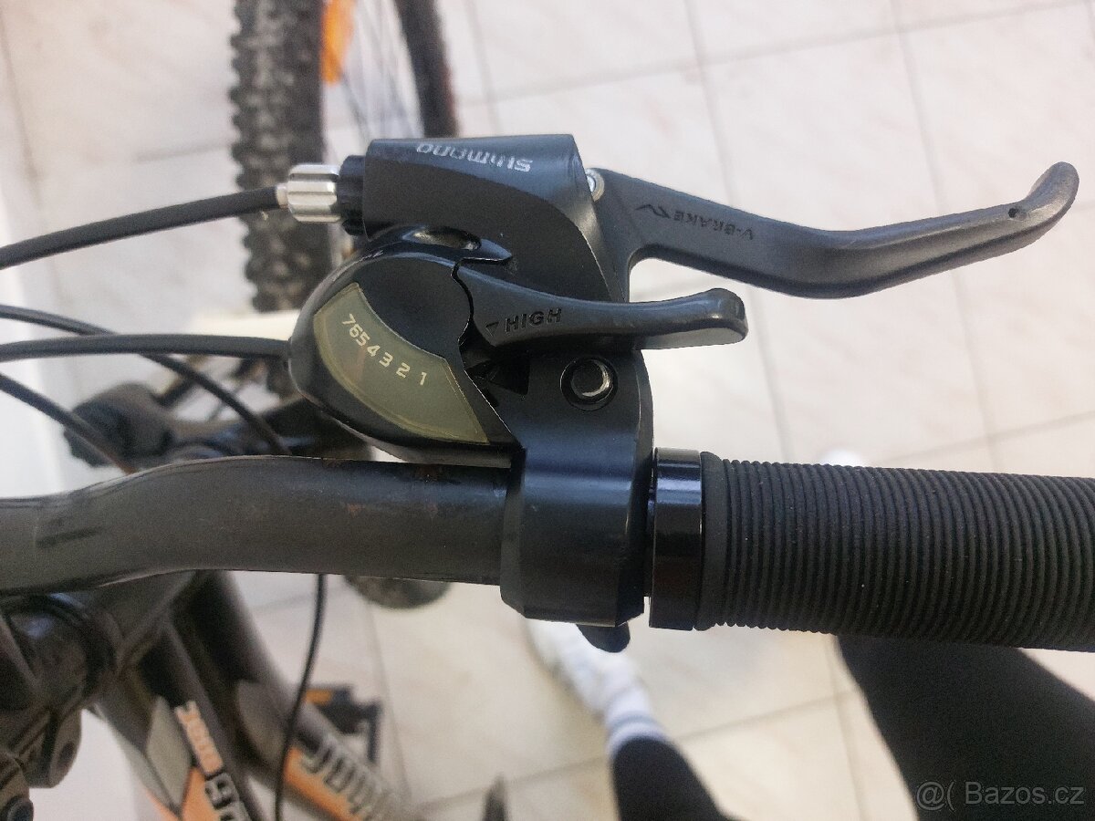 AUTHOR A-MATRIX 26 - 9