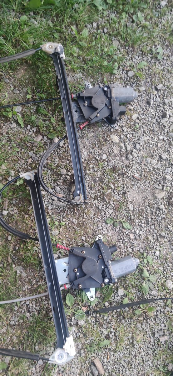 VW Lupo pásy, stahovačky - 9