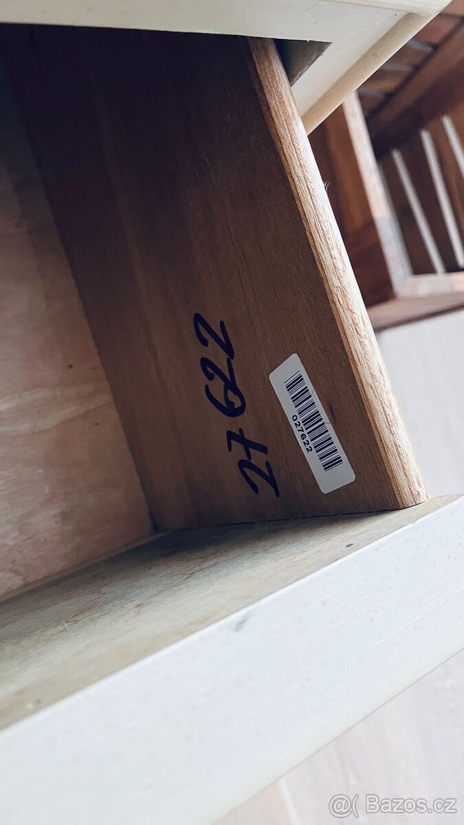 Masivní nábytek z USA - 9