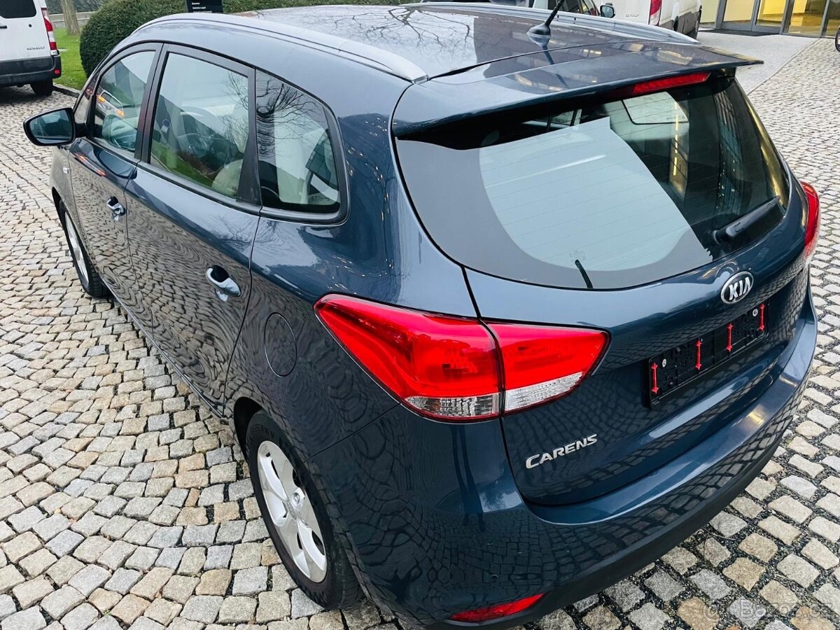 Kia Carens 1.6GDi 99KW MANUÁL LED VÝHŘEV SENZORY - 9