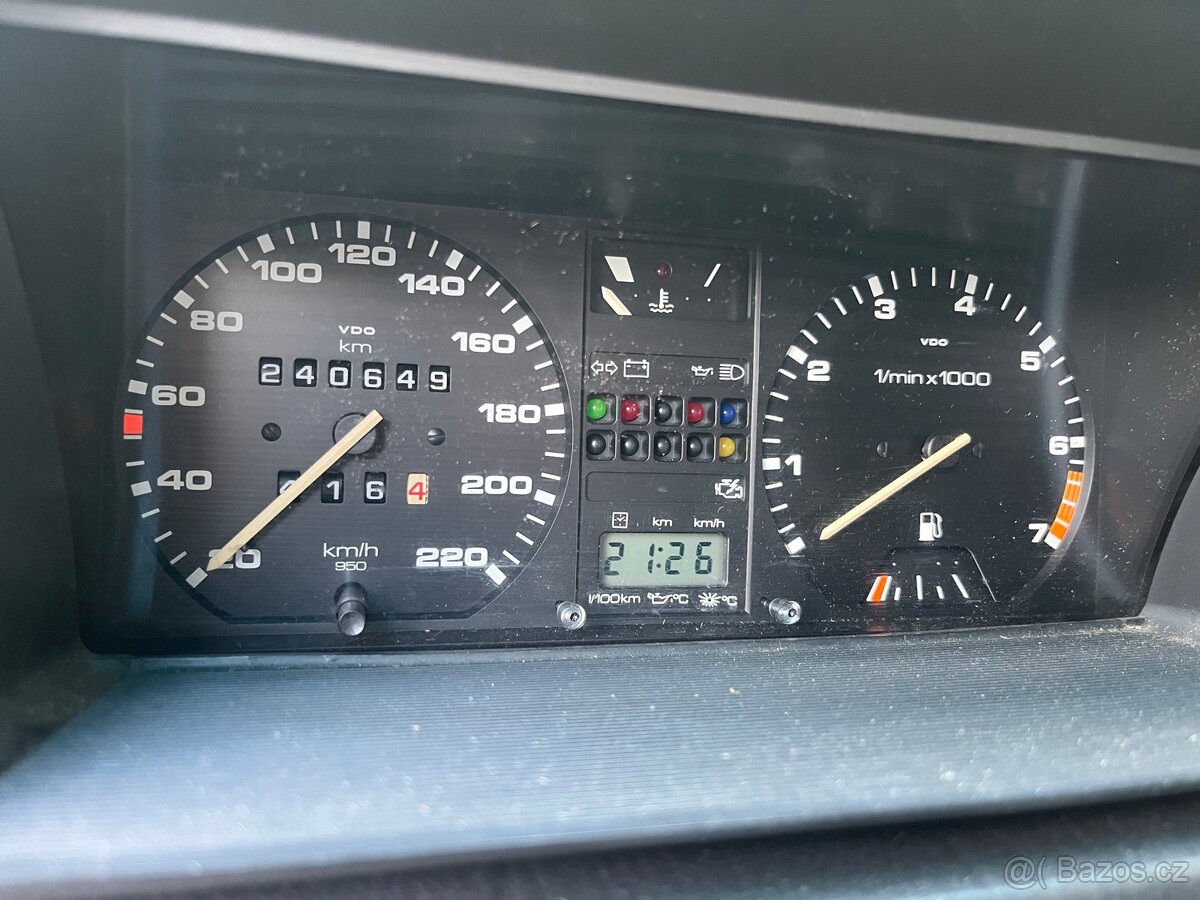 Golf GT special, rok 1988, 1,8i, 66 kW - 9