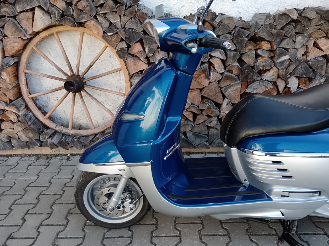 PEUGEOT Django 125 - 9