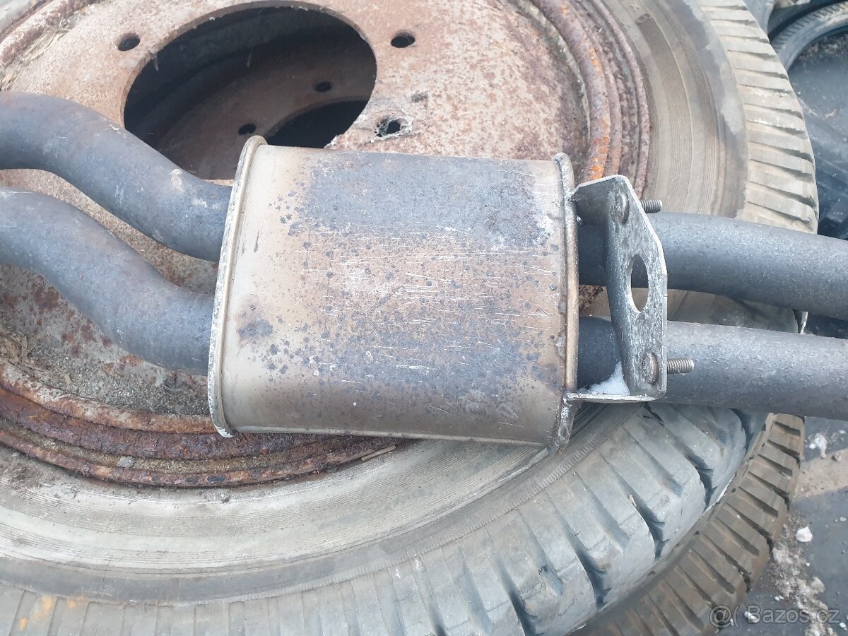 BMW e46 výfuk - touring - 9