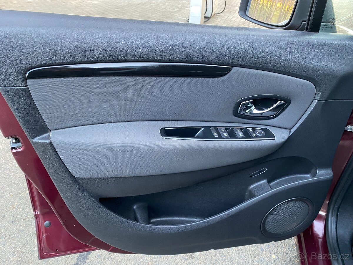 Renault Scénic 1.5 dci Expression- navigace - 9