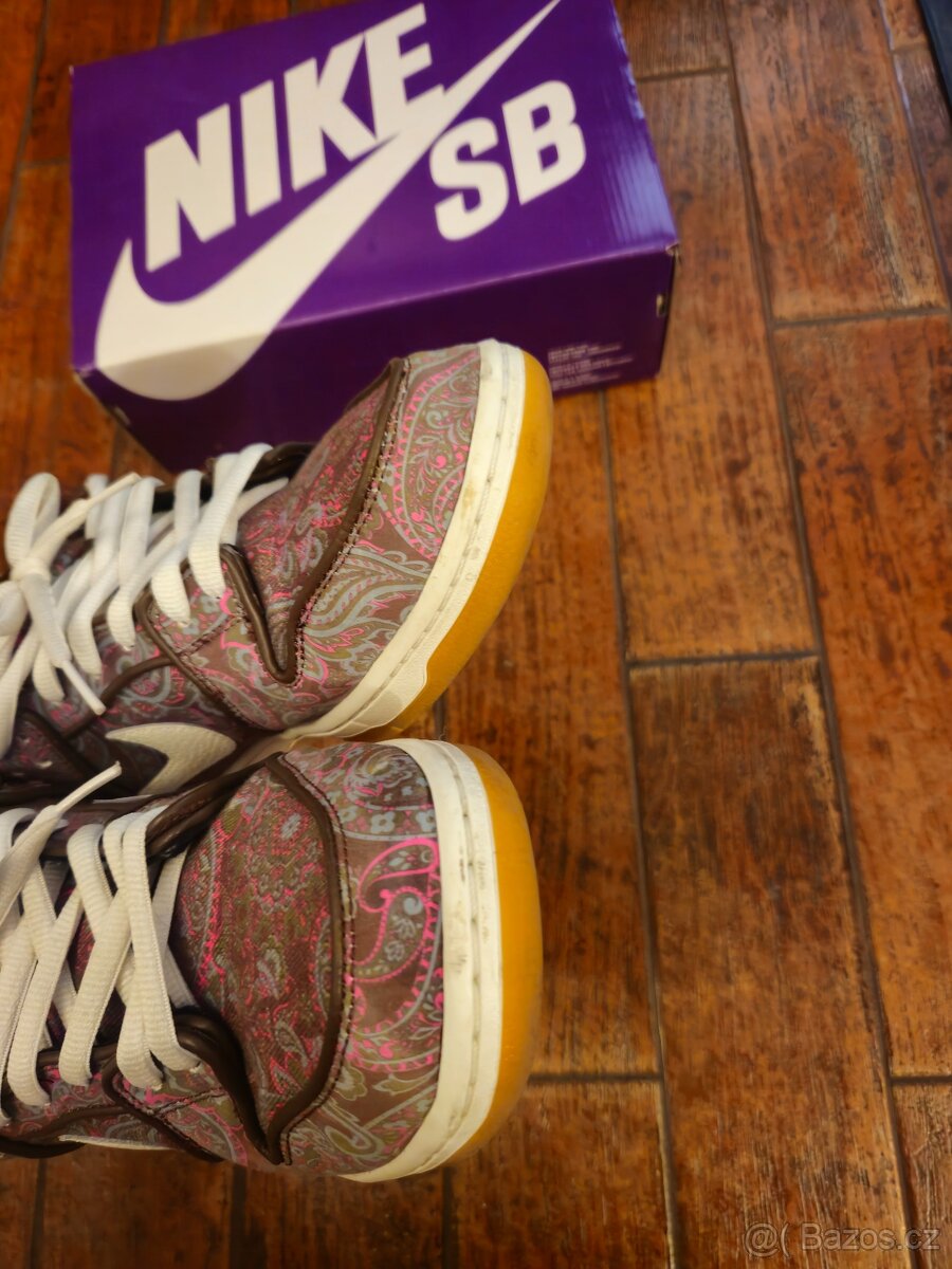 Nike SB Dunk Low Paisley - 9