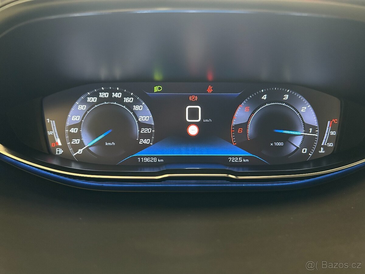 Peugeot 5008 ACTIVE 1.5 BlueHDi 130 S&S MAN6 7 míst - 9