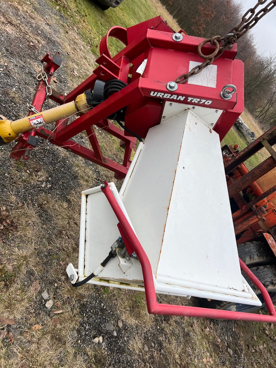 Urban TR70 - špalíkovač za traktor - 9