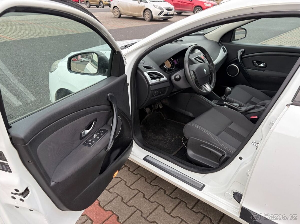 Renault Megane 1.5 DCi naj. 131t - 9