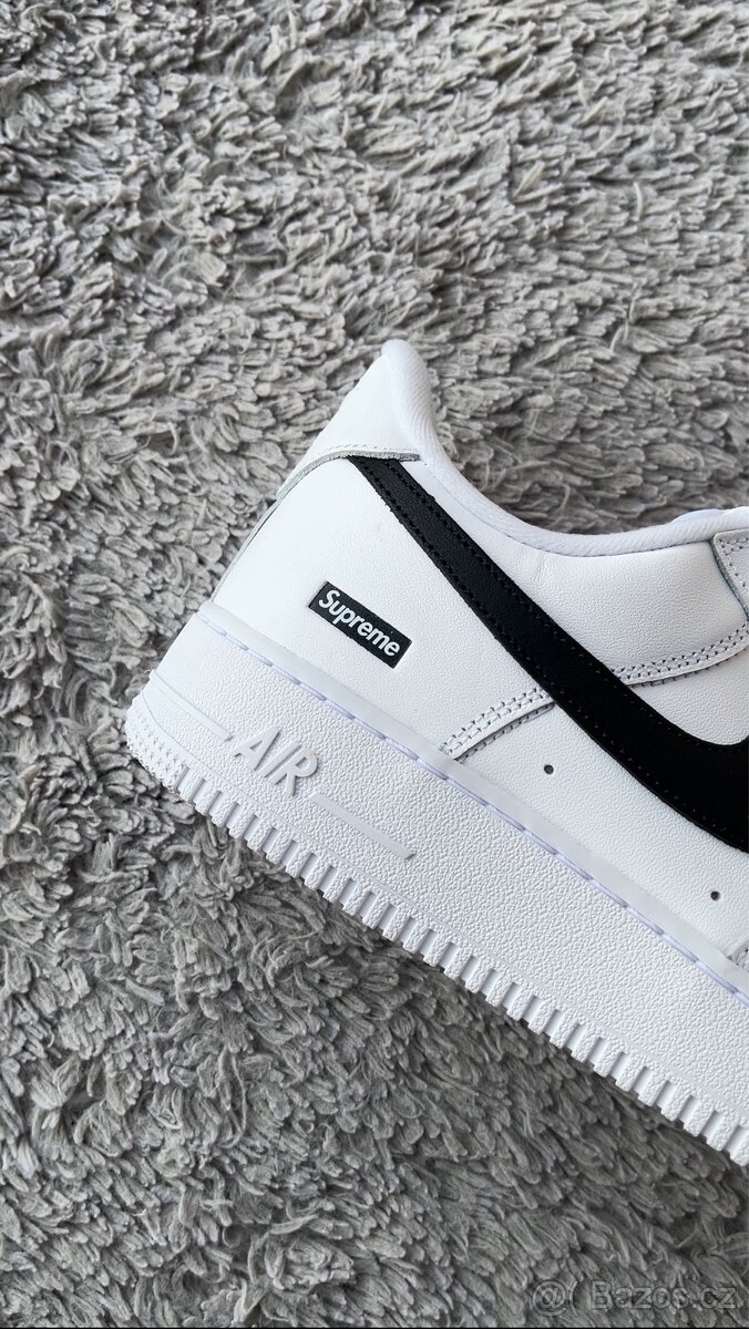 Nike Air Force 1 Low Supreme White Black - 9