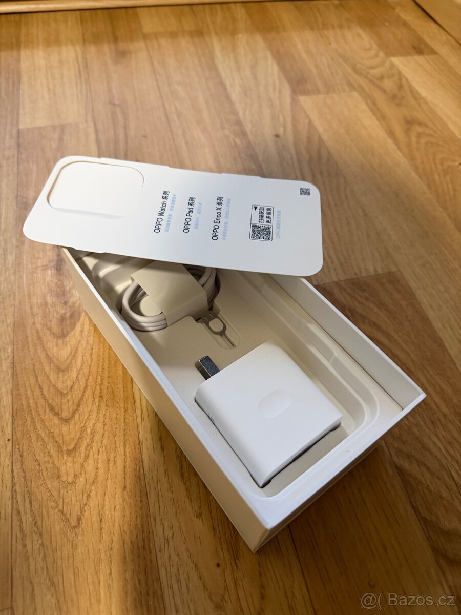 Oppo Find X9 Pro 256GB šedý - 9