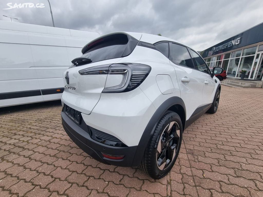 Renault Captur, Techno mild hybrid 140 - 9