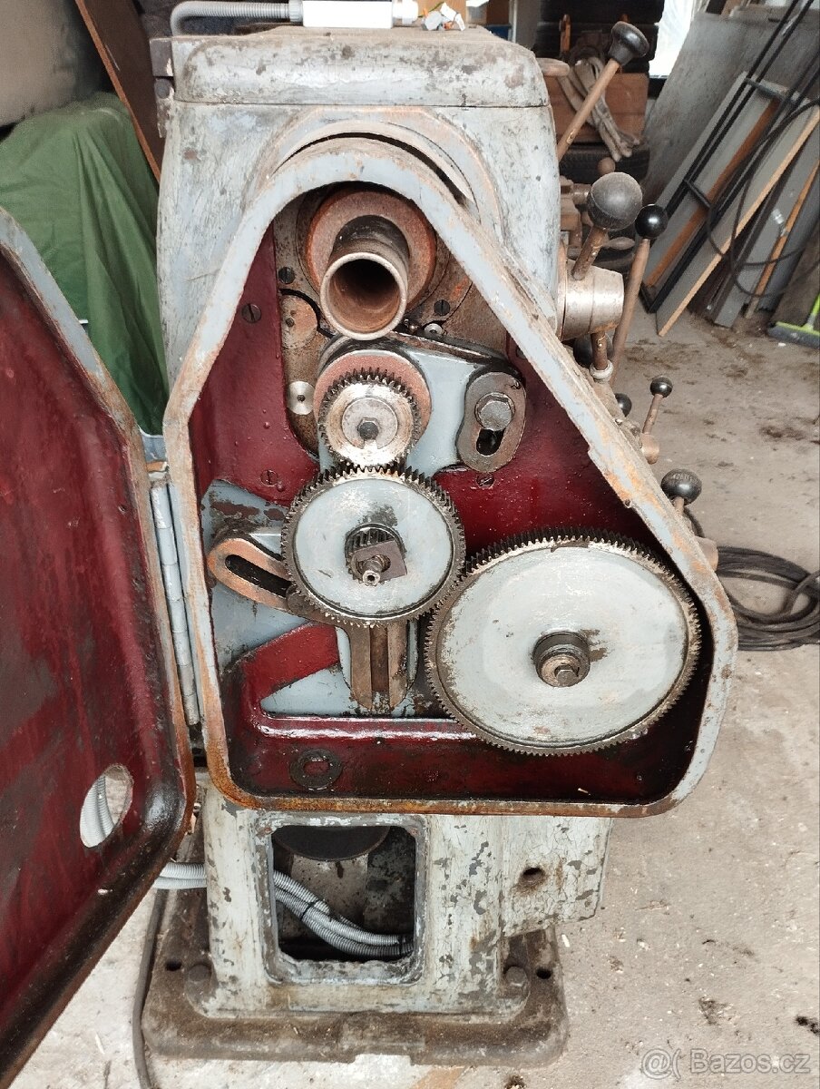 Prodám soustruh, točny průměr až 650mm. - 9