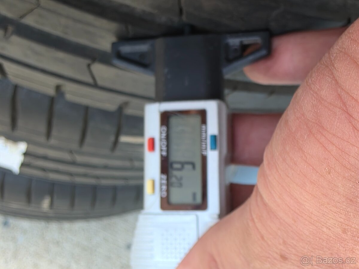 245/40 R19 98W XL Pirelli P Zero – 4 ks - 9