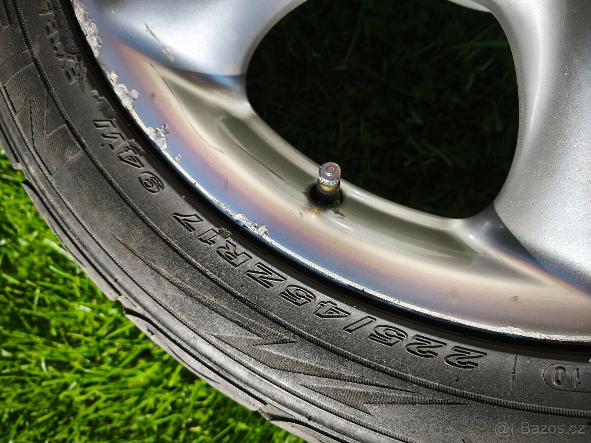 Dvourozměrná sada Mercedes w209 r17 5x112 - 9