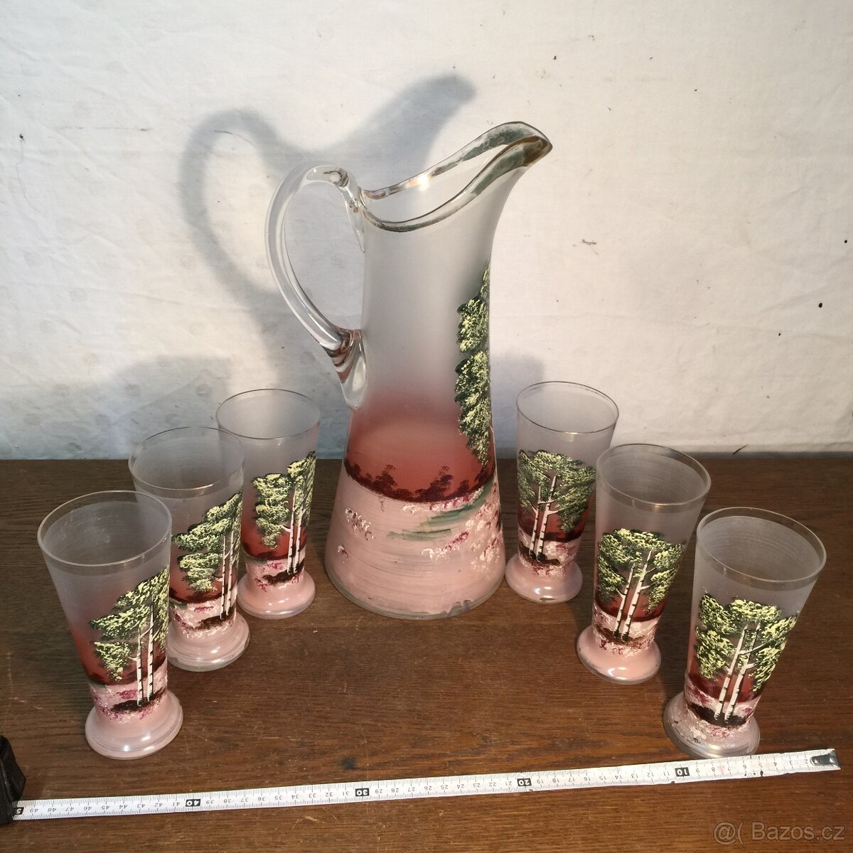 starožitná souprava malovaného skla džbán a sklenice - 9