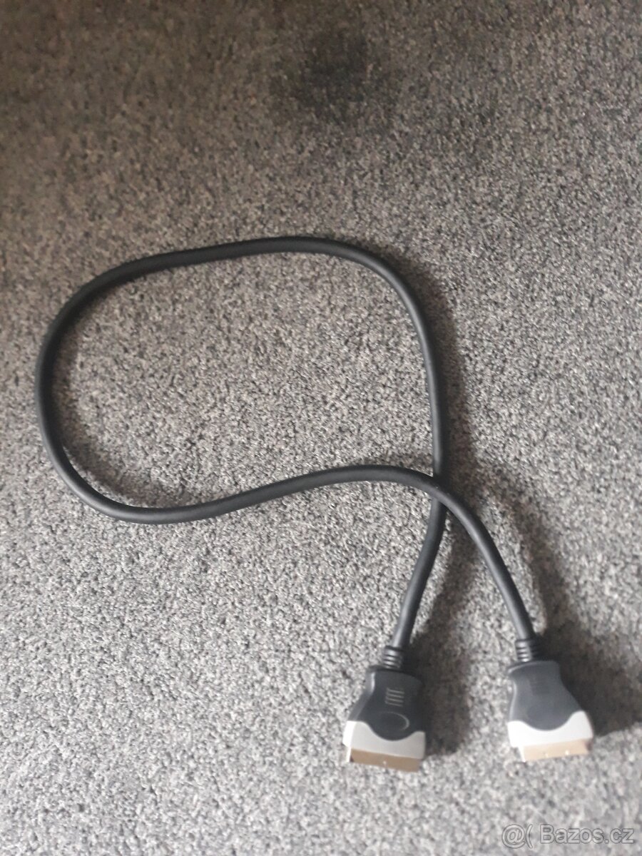 DVD PŘEHRAVAČ ZN. HYUNDAI S DÁL. OVLADAČEM - 9