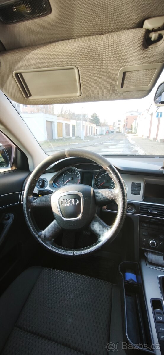 Audi A6 C6 4F avant - 9