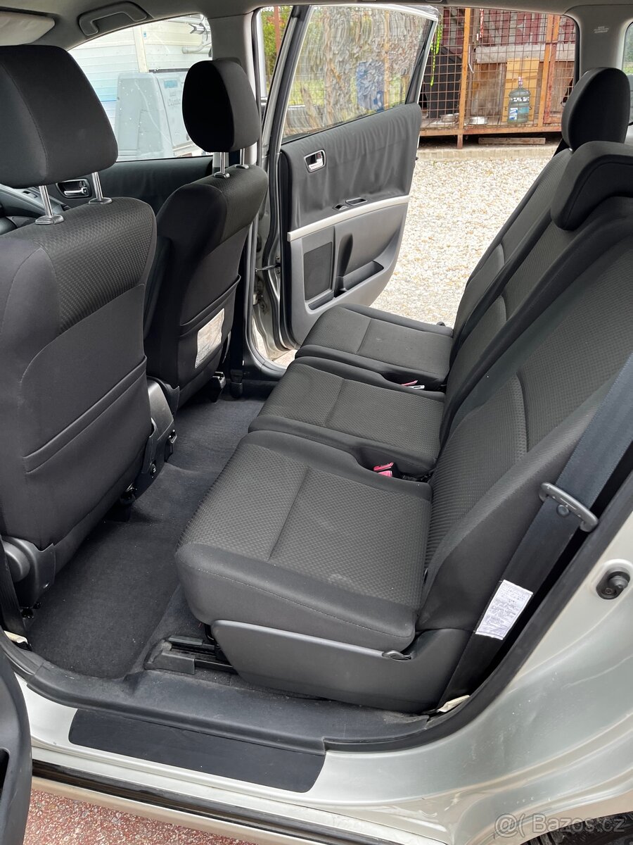 Toyota Collora Verso...2.0 D-4D - 9