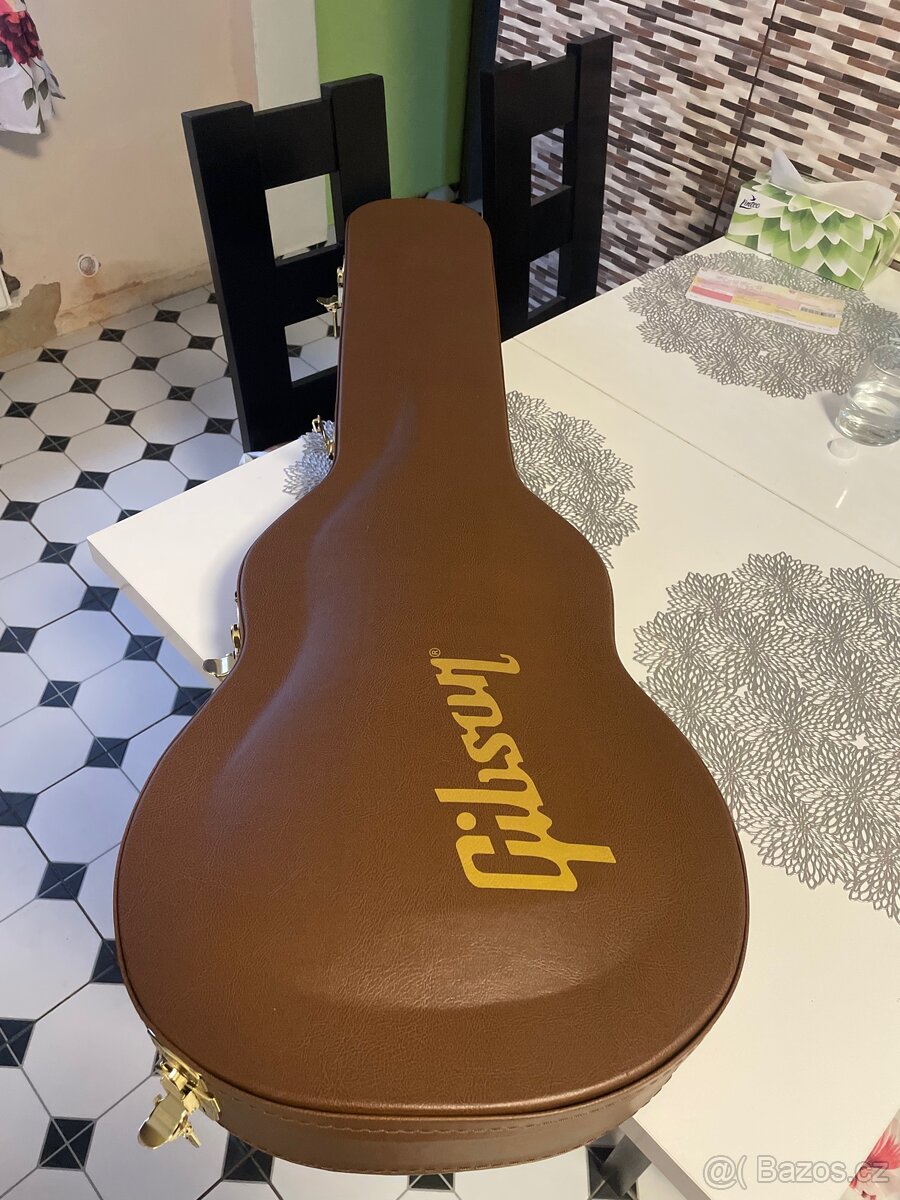 Kytara Gybson - 9
