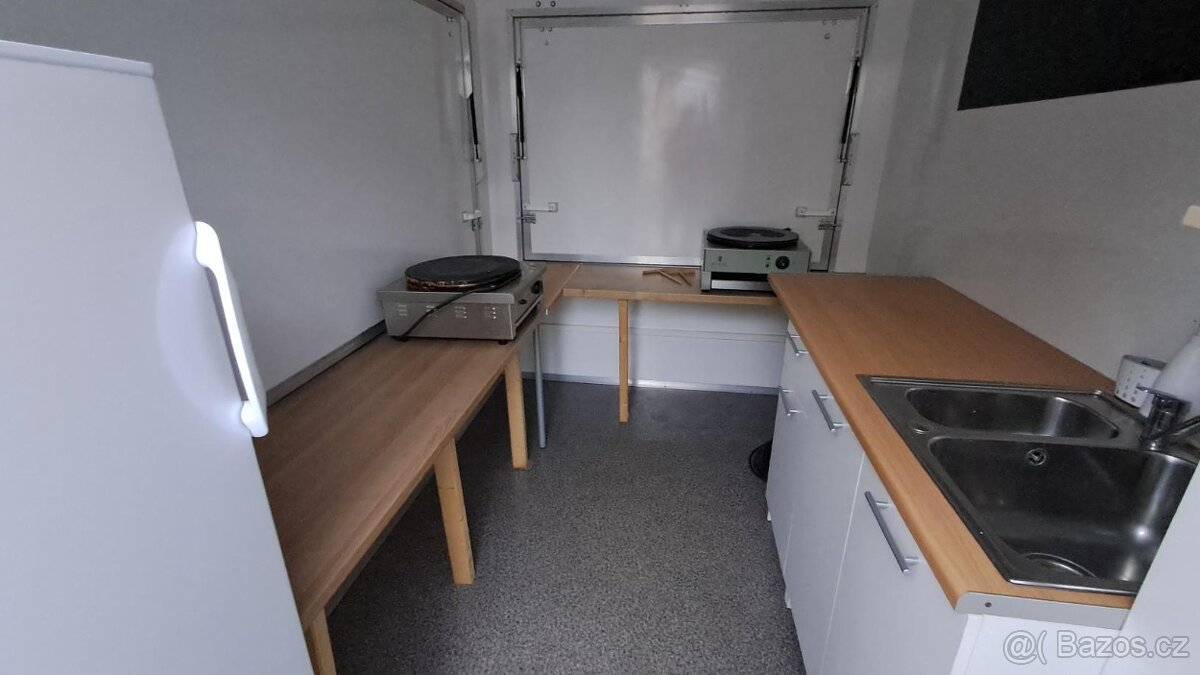 Gastro přívěs - 9