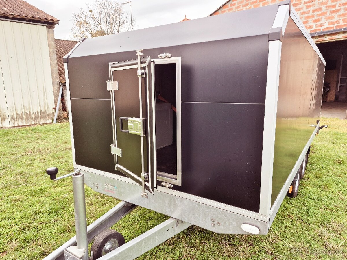 Nákladní přívěs skříň 2500kg - 9