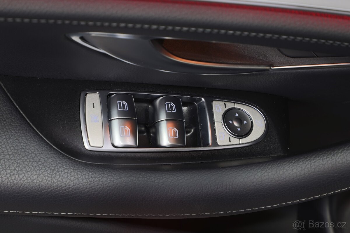 Mercedes-Benz E300de AMG - otevřeno celý víkend do 20:00 - 9