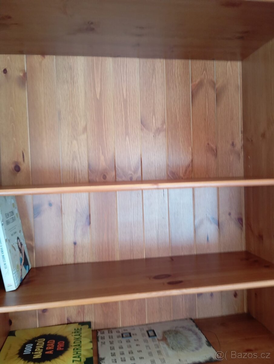 Dřevěný příborník IKEA - 9