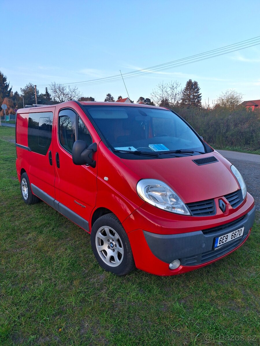 Trafic Passenger - 9