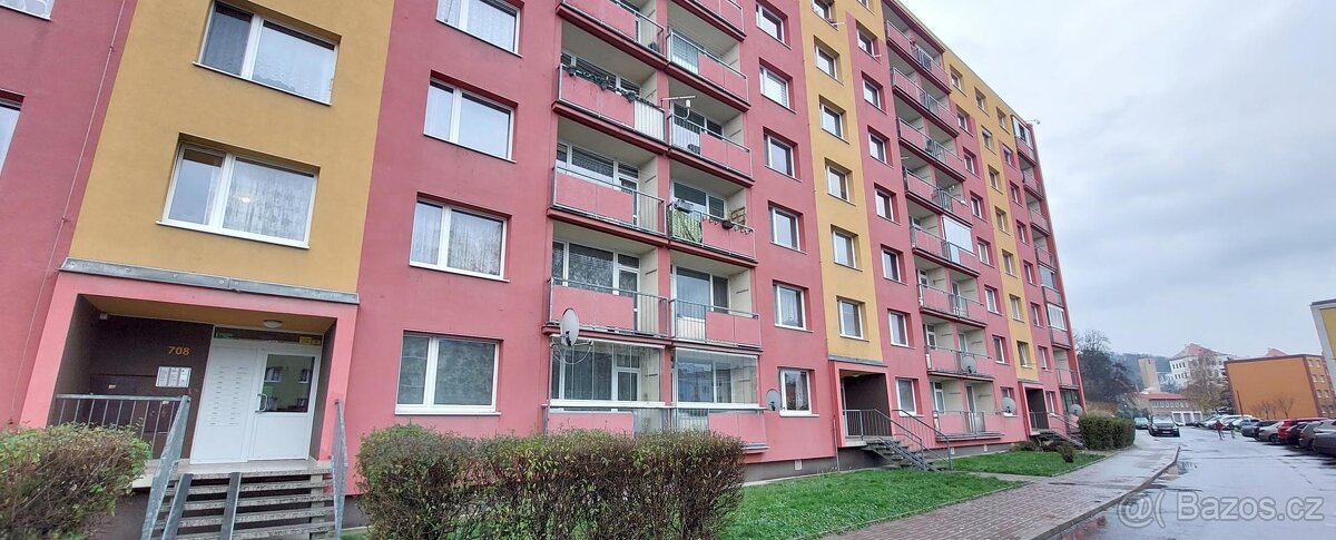 Pronájem bytu 1+1 v ulici Sídliště u Nového nádraží 708 v Bí - 9