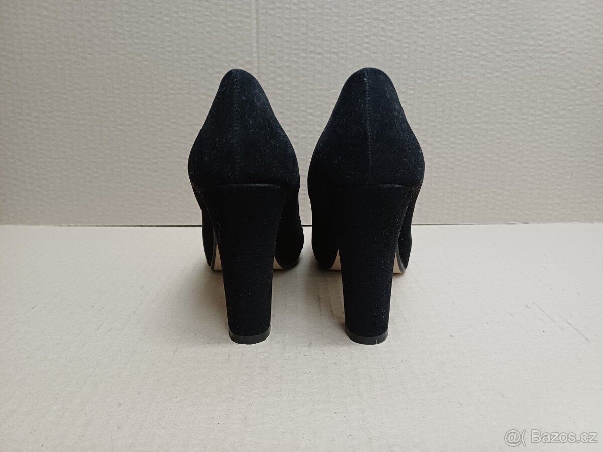 Černé semišové lodičky vel.38 - 9