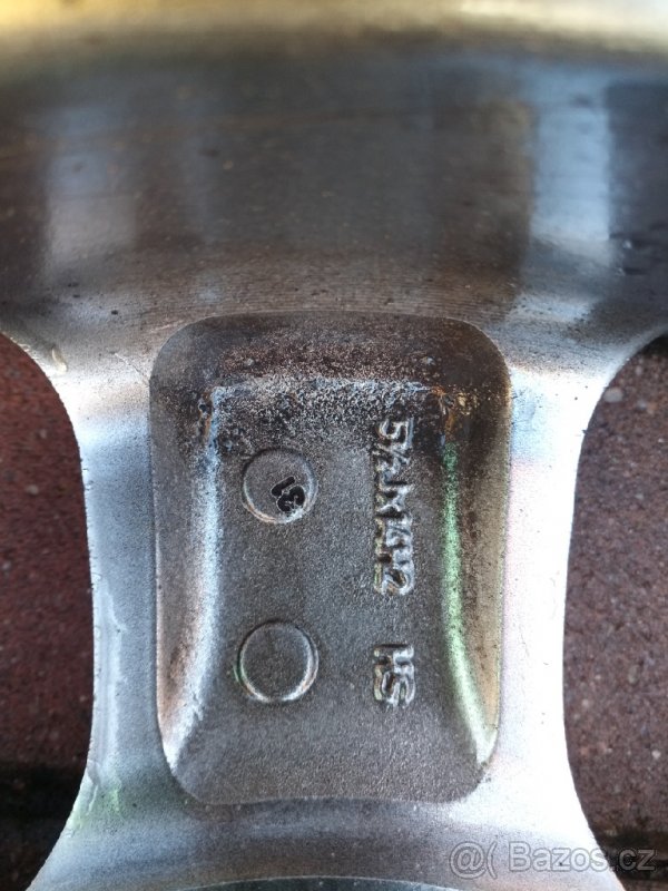 alu disky Dezent - 9